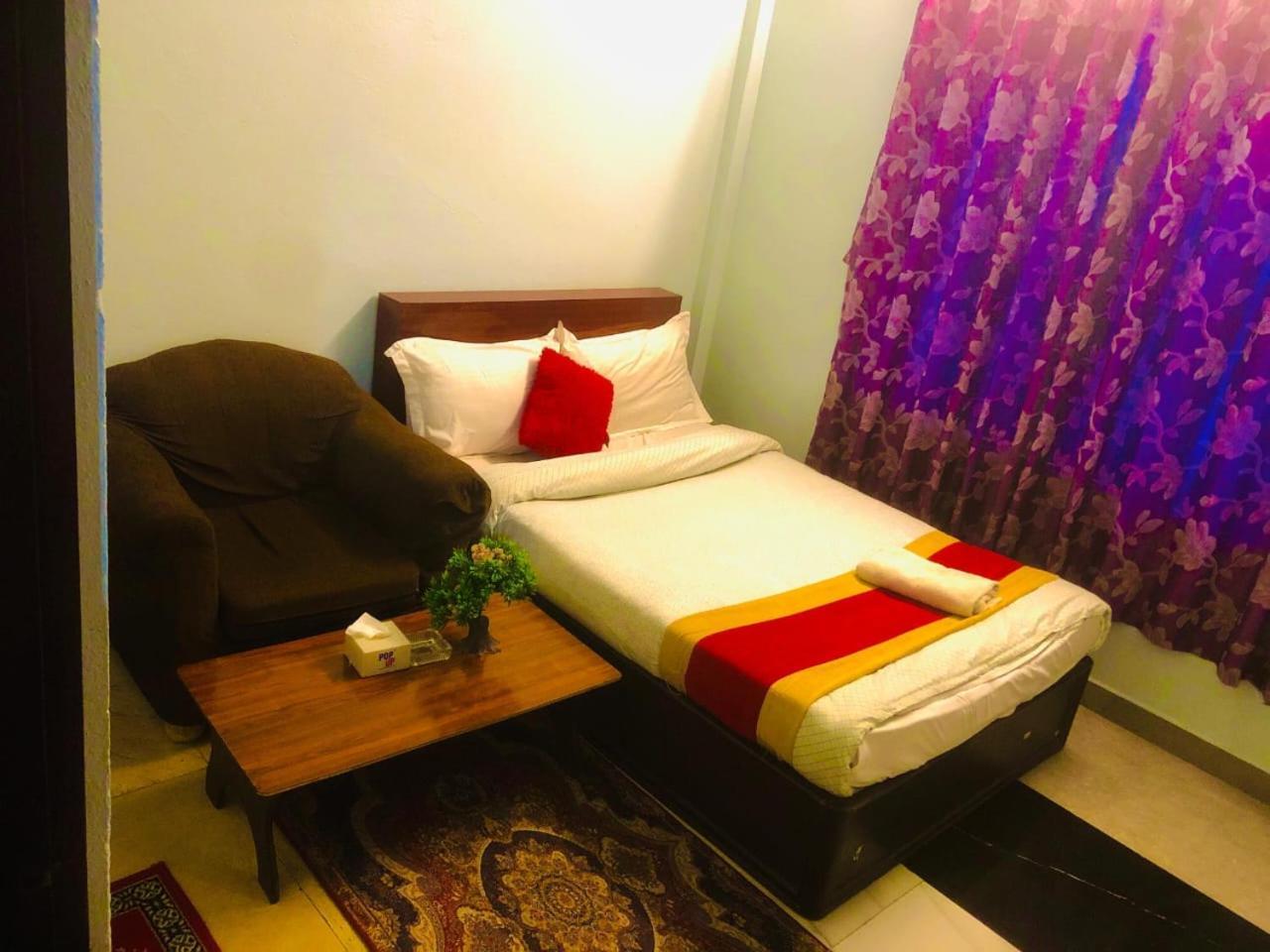 Hotel Delta Inn Катманду Экстерьер фото