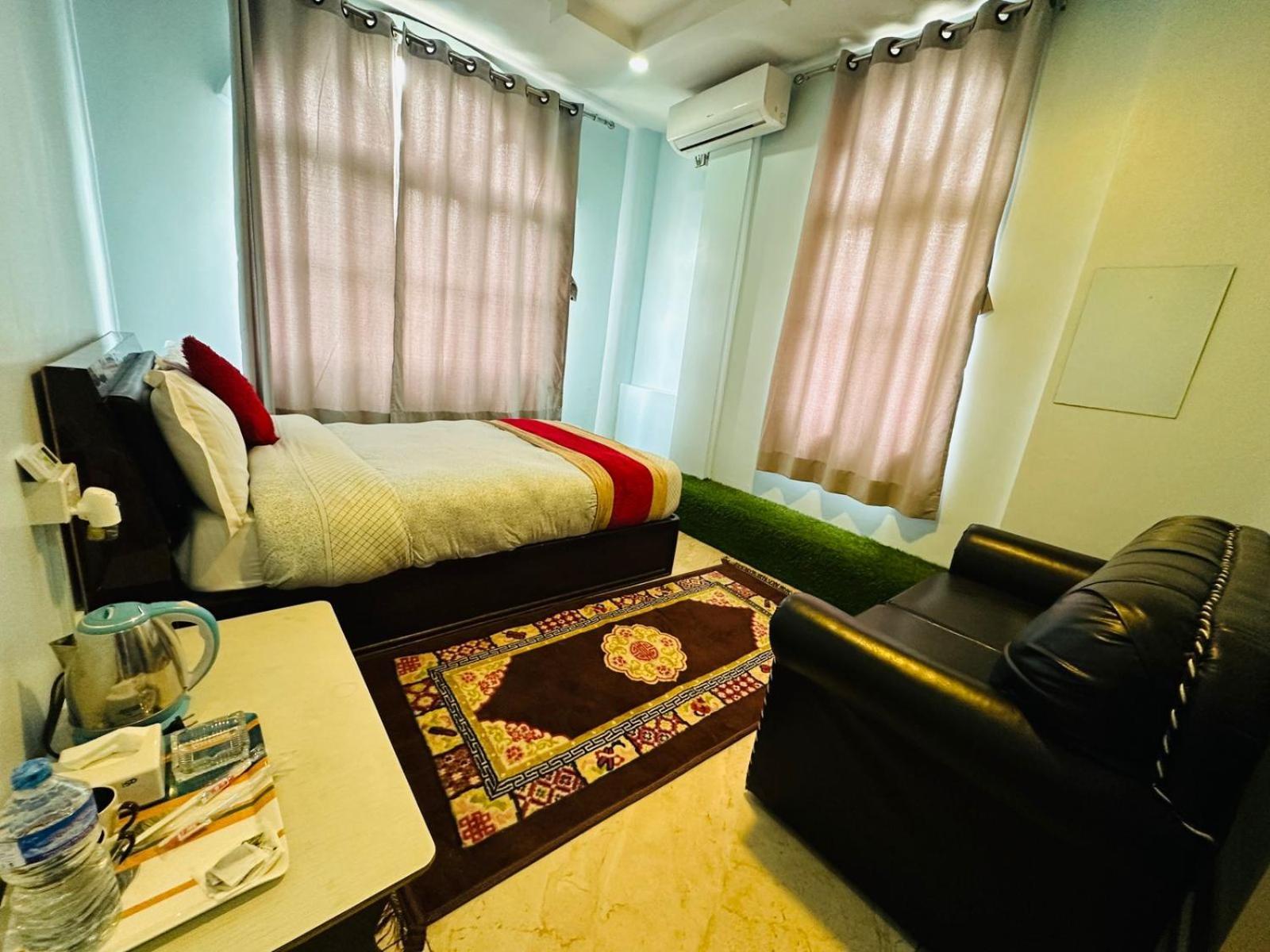 Hotel Delta Inn Катманду Экстерьер фото